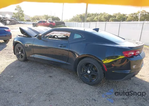 2021 Chevrolet Camaro Rwd 1Lt z USA, uszkodzony, nr VIN 1G1FB1RX0M0139845
